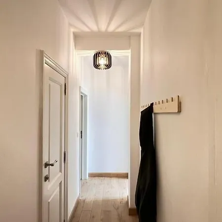 아파트 301 Loft Chic *