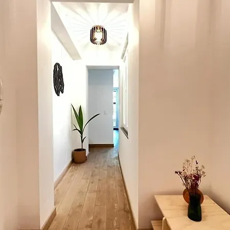 301 Loft Chic