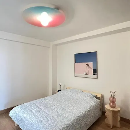 아파트 301 Loft Chic